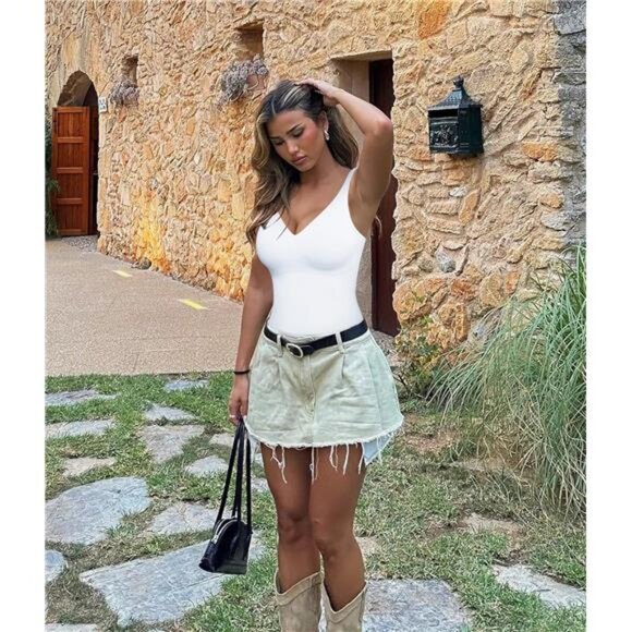 Tank Tops for Women – Tummy Control Shapewear, Seamless Body Shaper - Picture 6 of 7